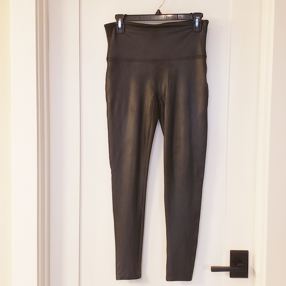 Spanx faux leather leggings size Large petite